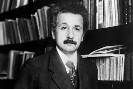 Albert Einstein çalışma hayatı
